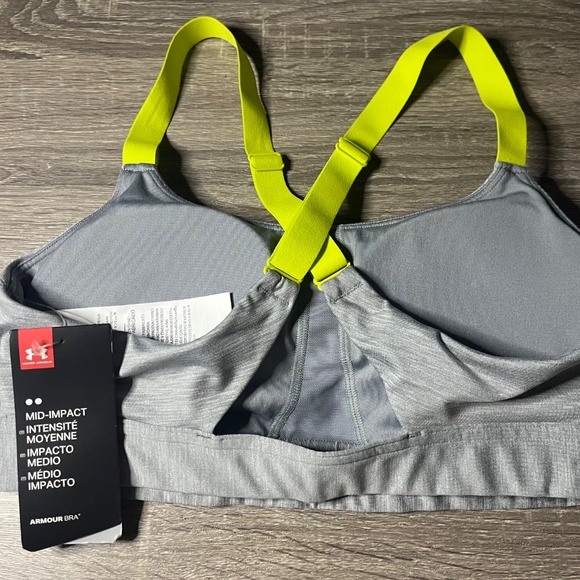 Under Armour Seamless Low Impact Long Sports Bra Womens Medium Cross-Back Straps - Picture 5 of 7